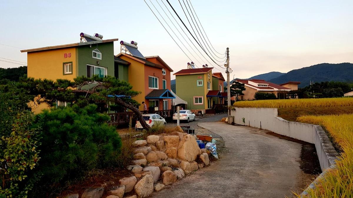 Wind Come Pension Gyeongju - Housity