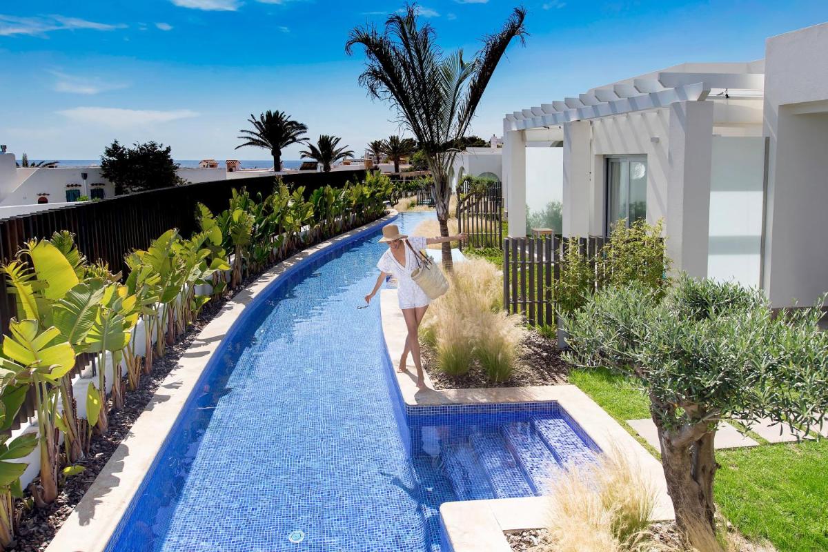 Piscina en o cerca de 7Pines Resort Ibiza, part of Destination by Hyatt
