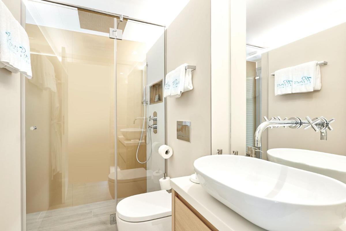 Un baño de 7Pines Resort Ibiza, part of Destination by Hyatt