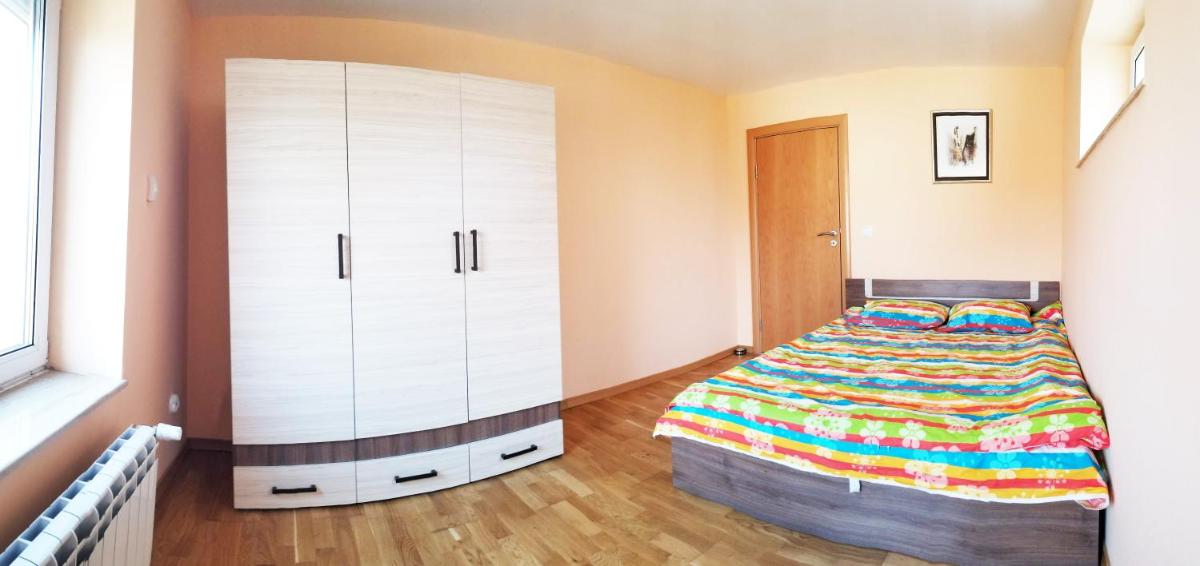 A Spacious 3 Bedroom Apartment in Bad Abbach/Regensburg - Housity