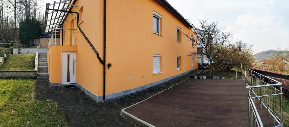 A Spacious 3 Bedroom Apartment in Bad Abbach/Regensburg - Housity