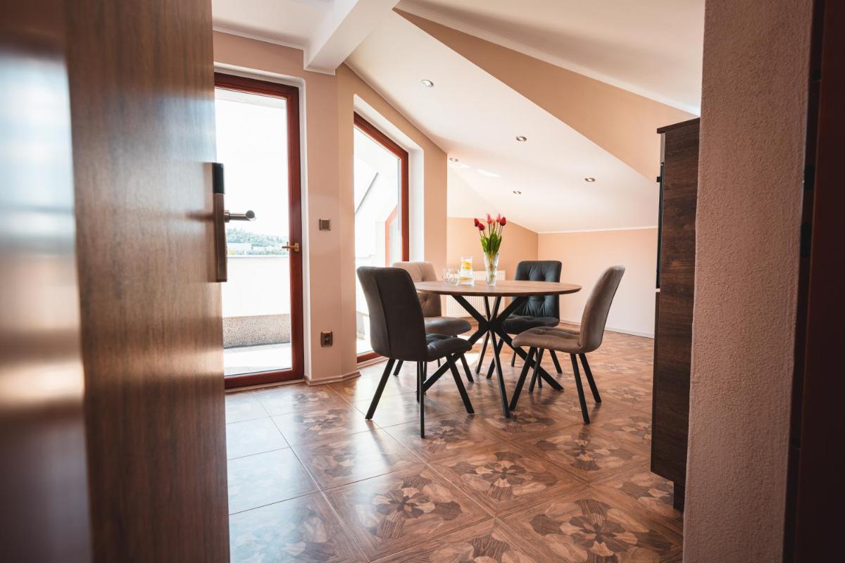 POINT flat, beautiful view from terrace to Prague Castle - Housity
