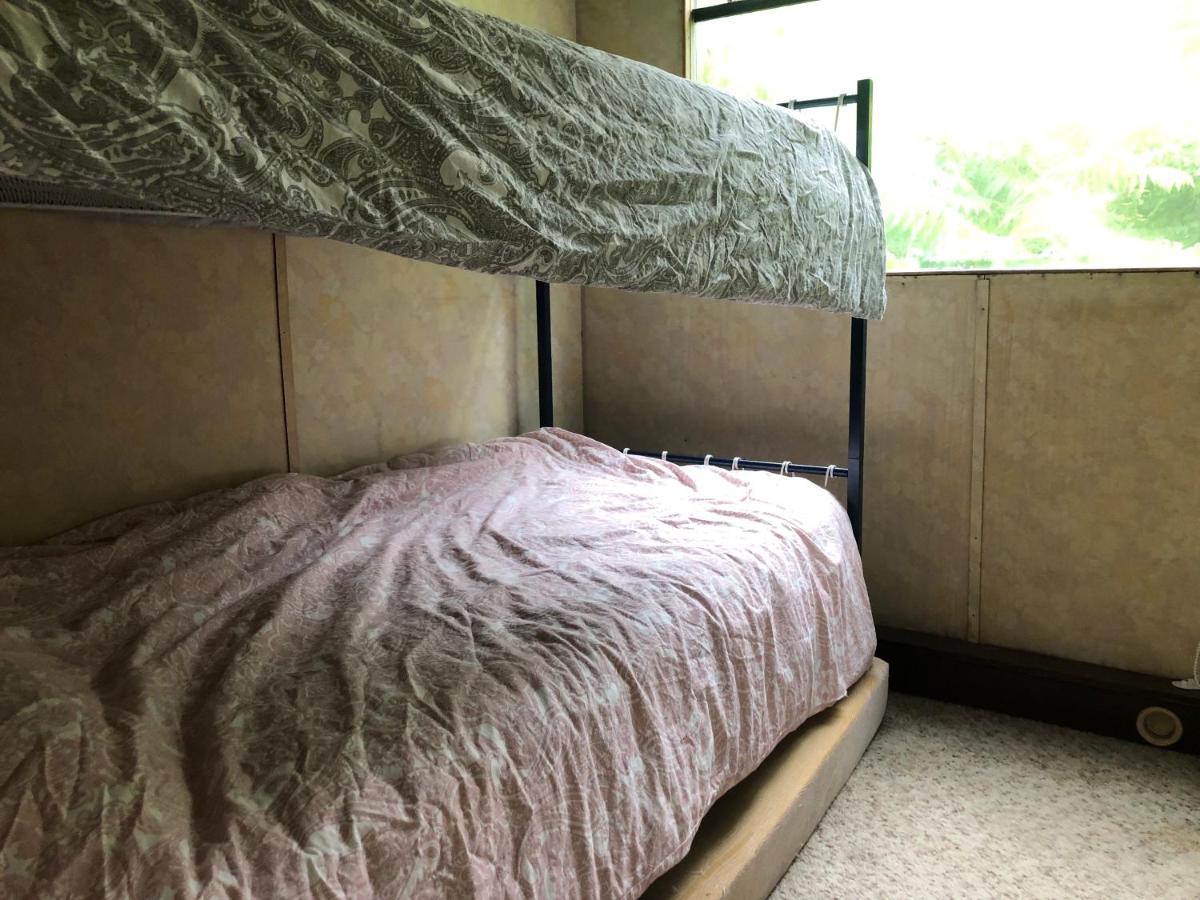 That 70s caravan! Your vacation home in the wild - Housity
