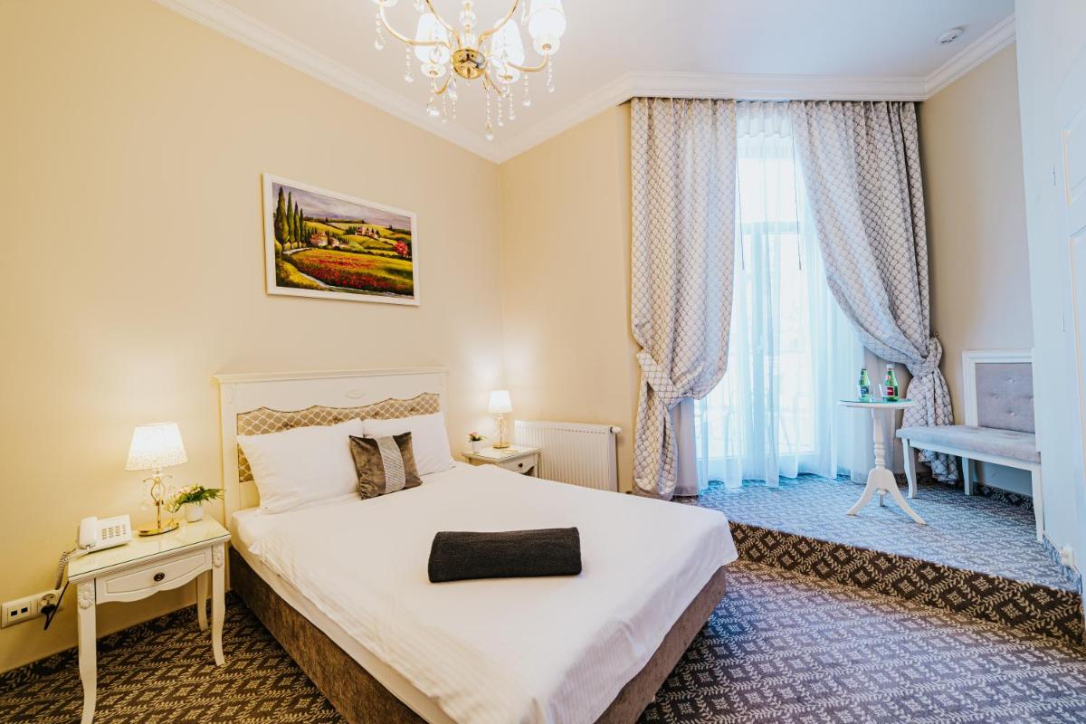 Hotel Willa Flora - Housity
