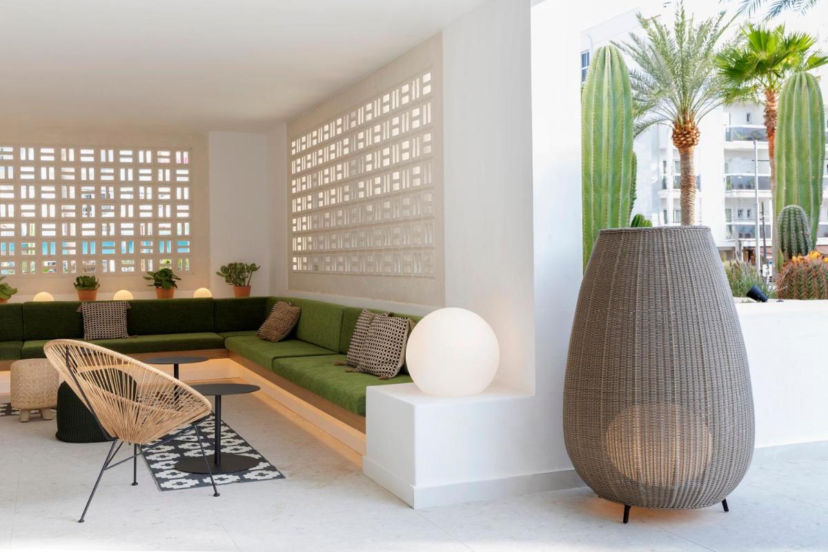 Zona de estar de HM Ayron Park - Adults Only