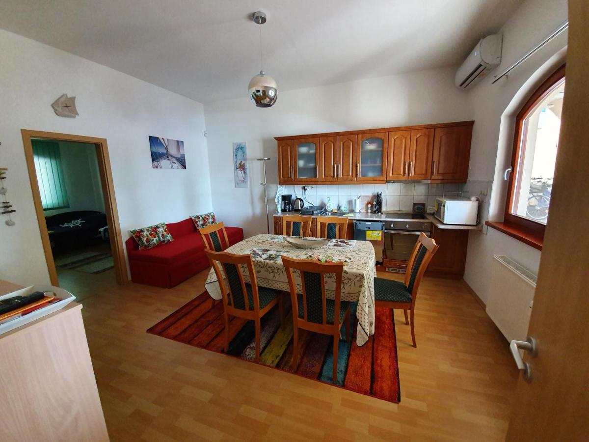 Lido Dalma Apartman 1 - Housity