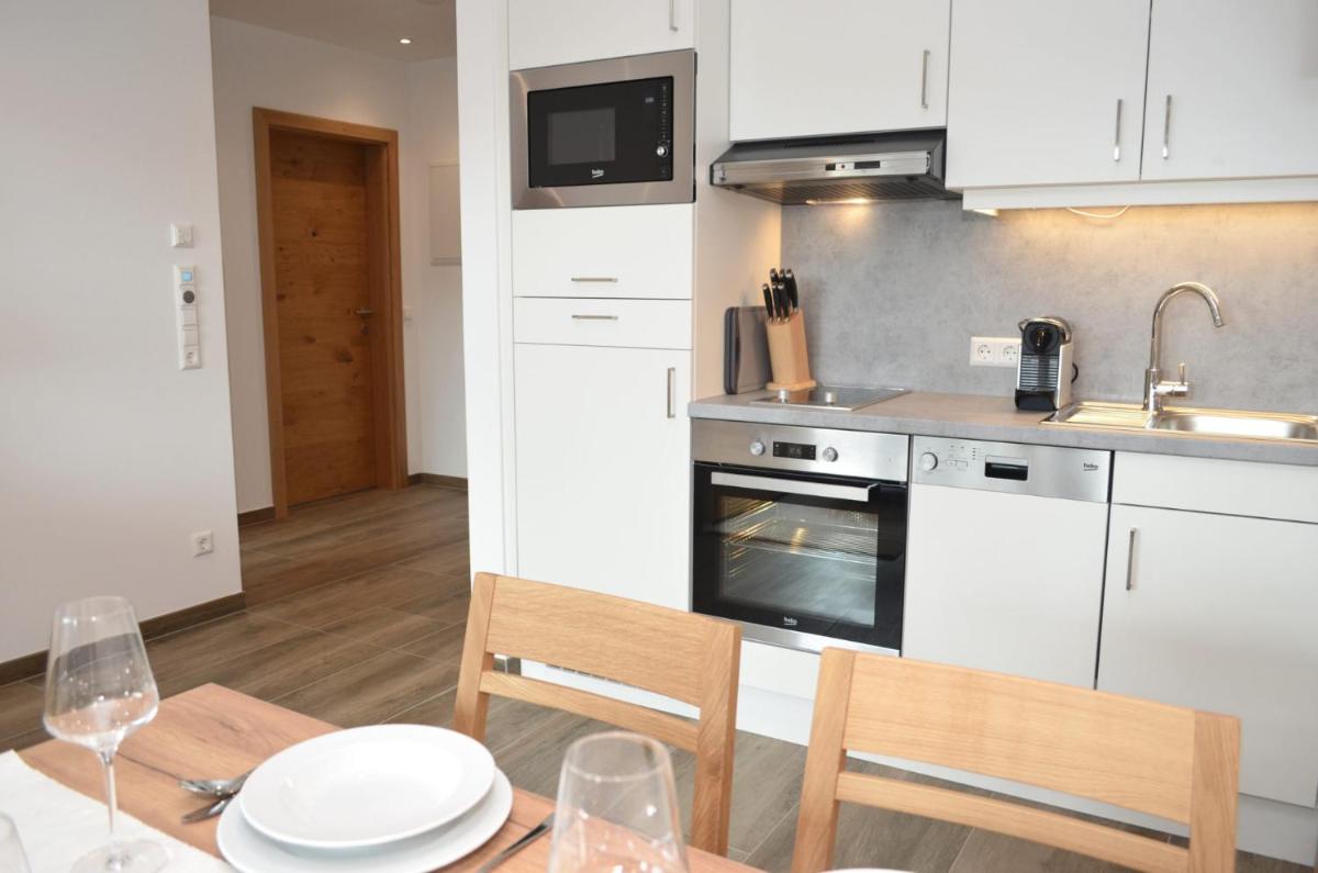 Ferienwohnung Longastubn - Housity