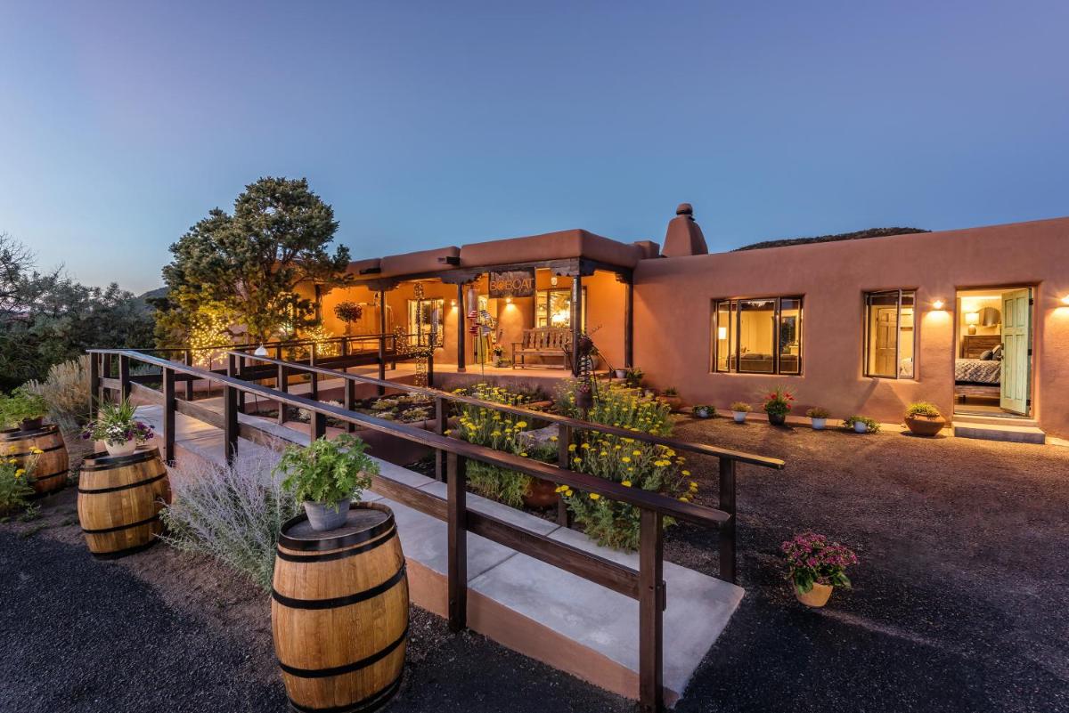 Bobcat Inn - Housity