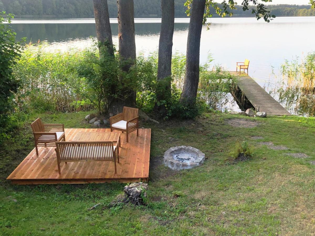 Haus am Pinnower See - Housity
