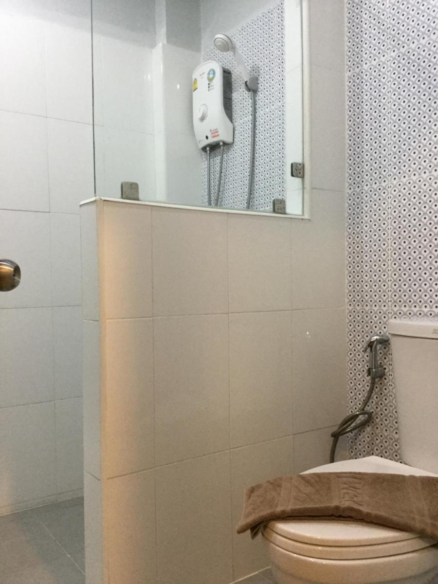 Chan Place Hotel - Housity