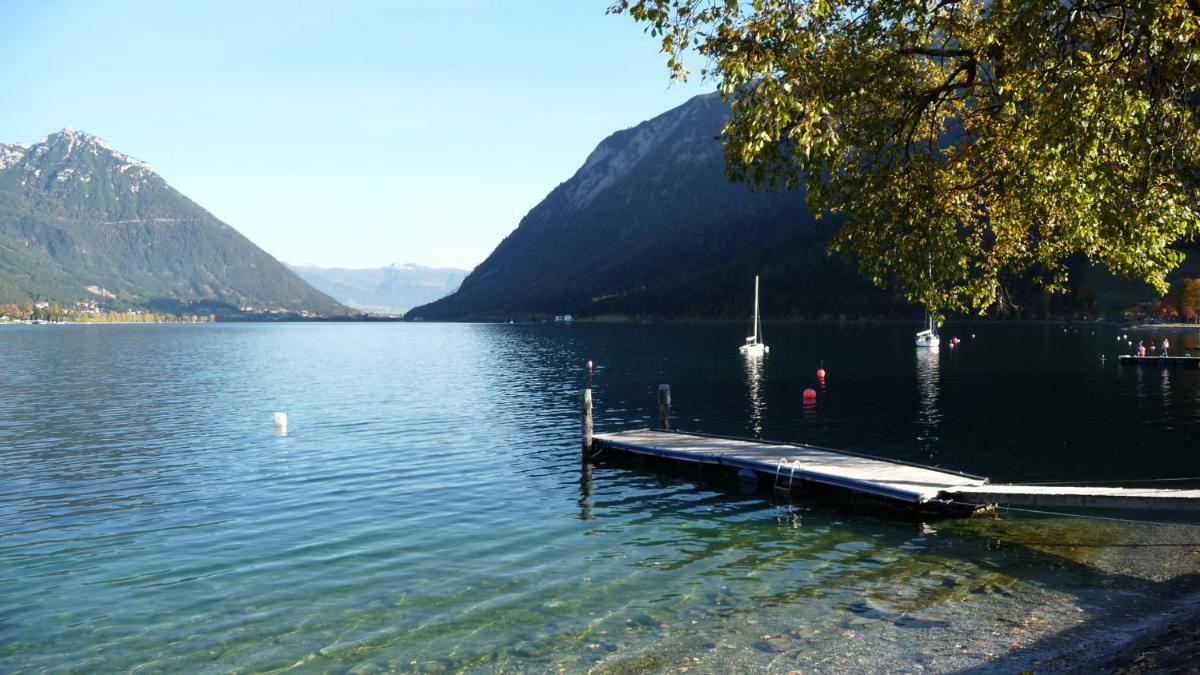 Waldvilla am See - Housity