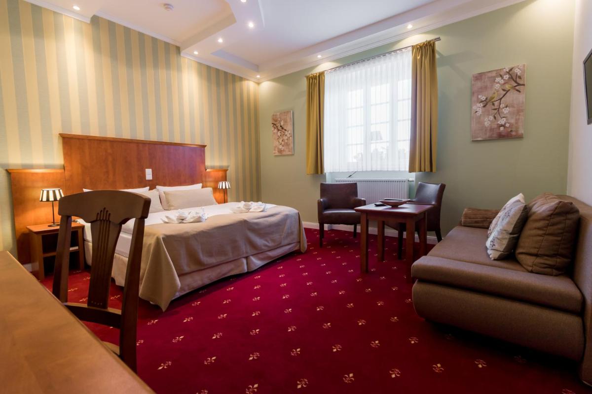 Pension und Restaurant Gutshaus Kaltenhof - Housity