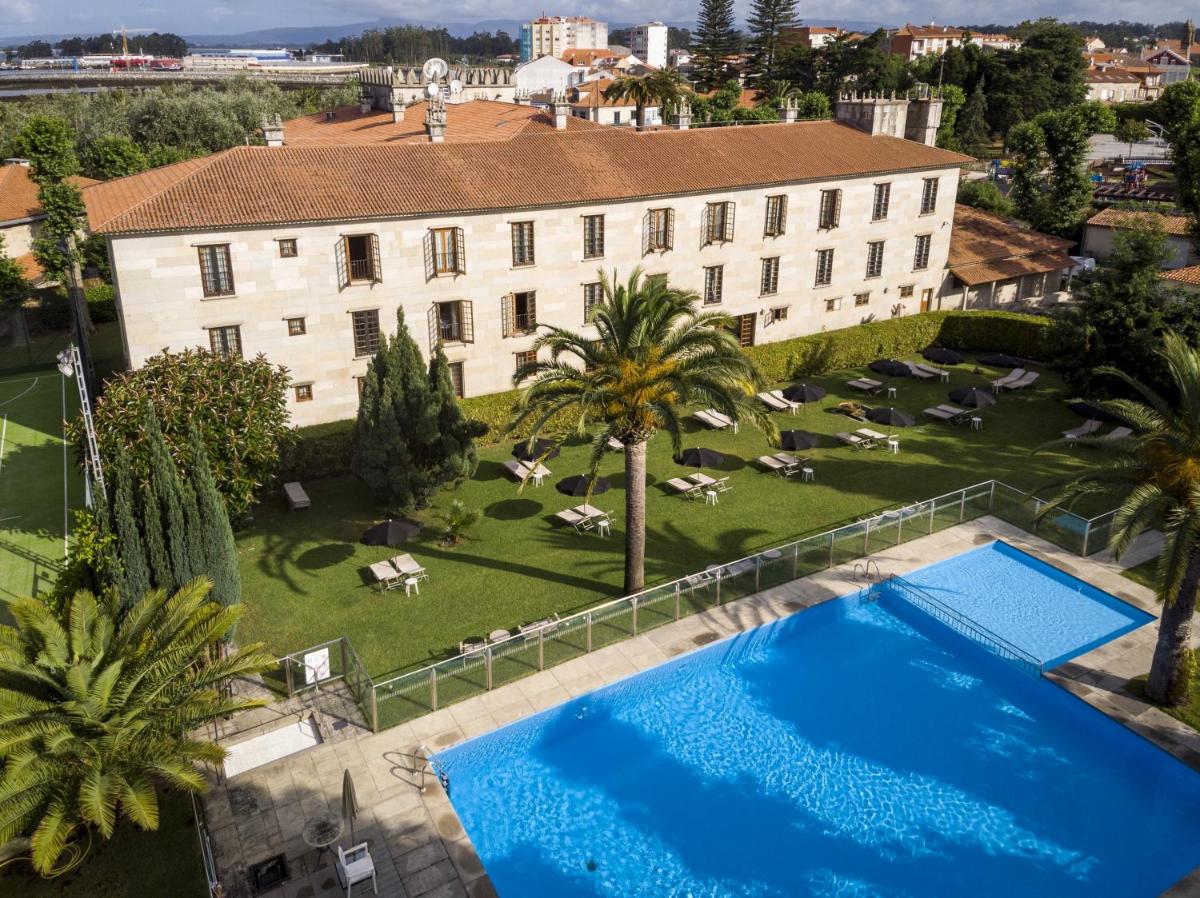 Parador de Cambados - Housity