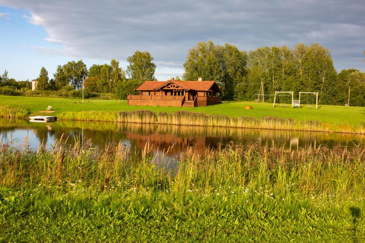 Trejdekšņi - Housity