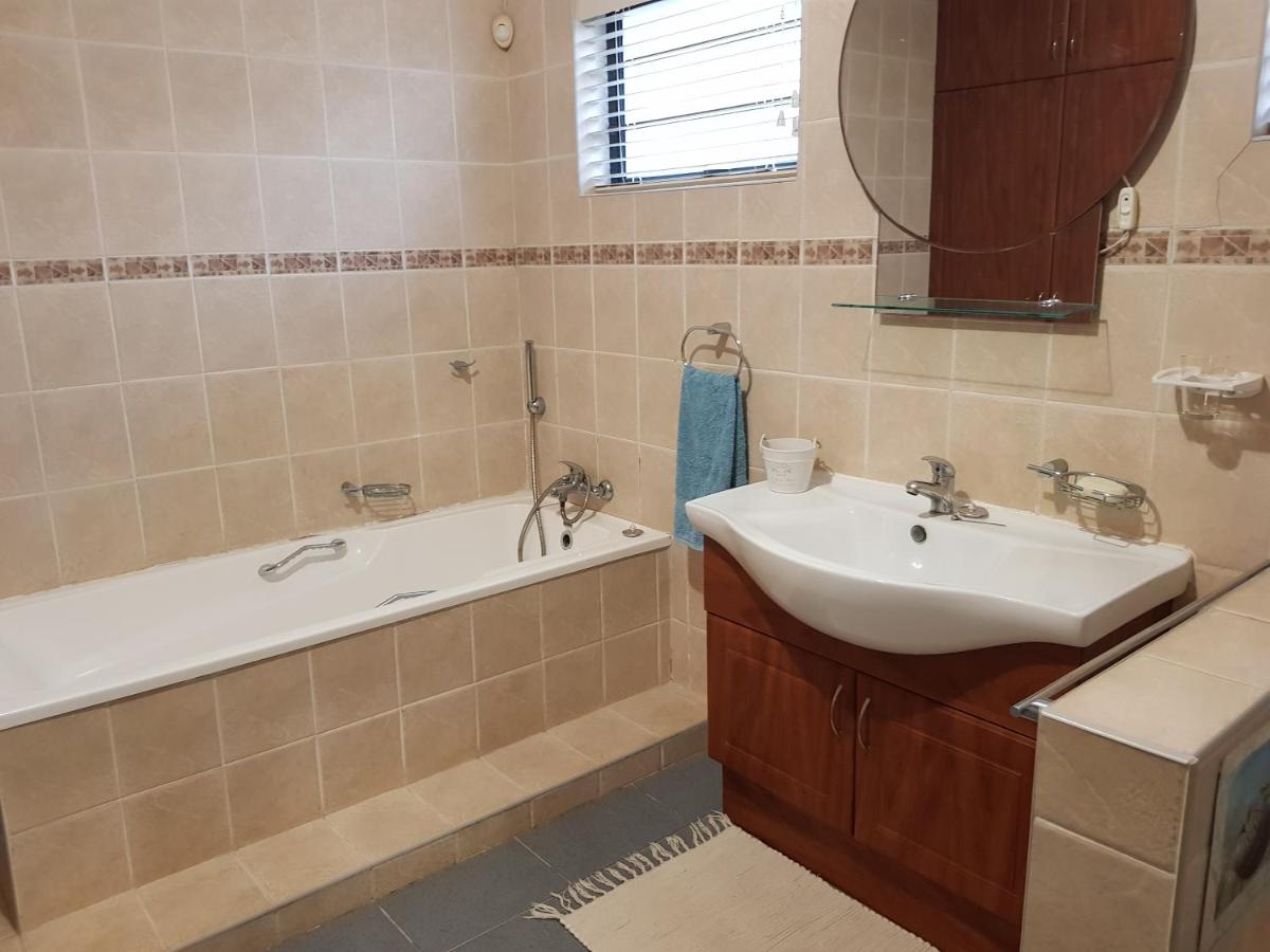 Bushys Oak - Housity