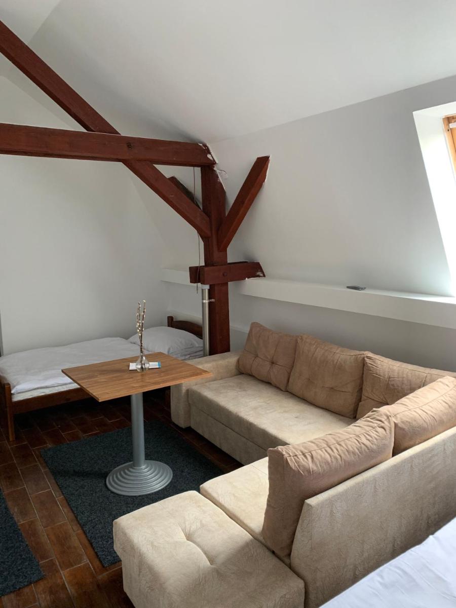 Penzión Brabčák - Housity