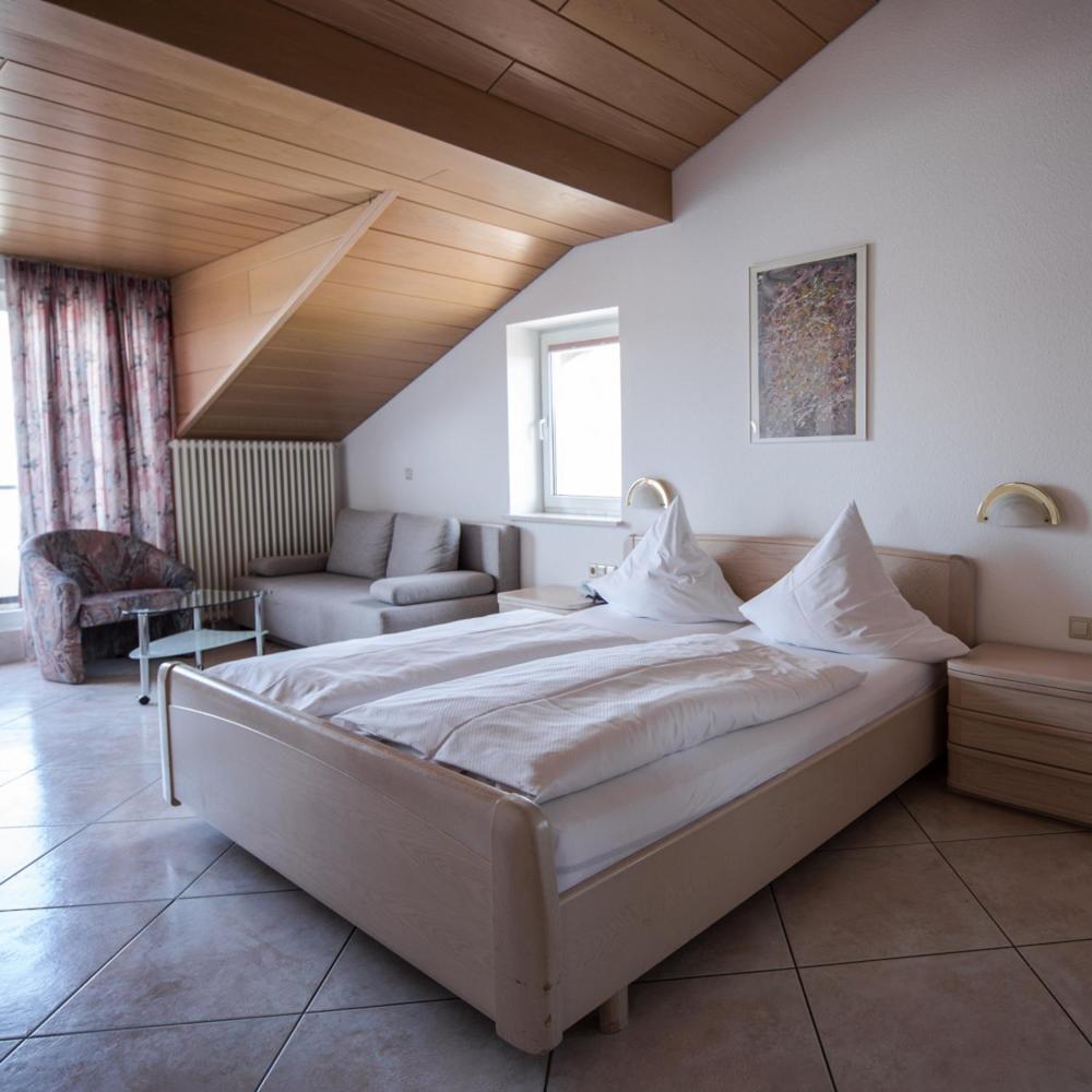 Landhotel Bodensee - Housity