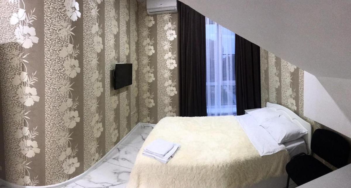 Отель CONTINENTAL - Housity