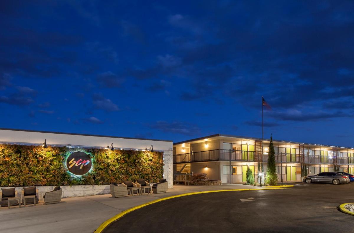SCP Colorado Springs Hotel - Housity