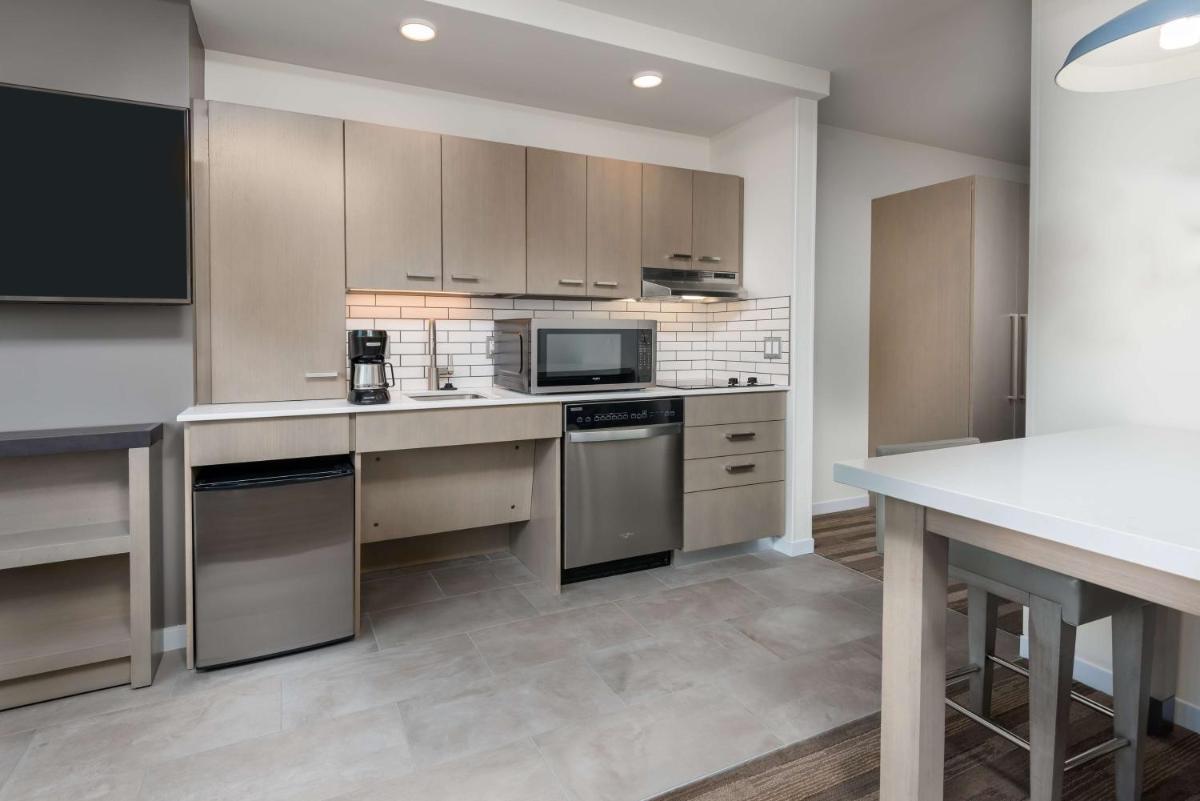 Hyatt House Chicago West Loop-Fulton Market - Housity