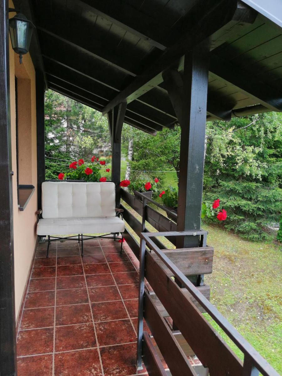 Apartments Dobra Vila - Housity