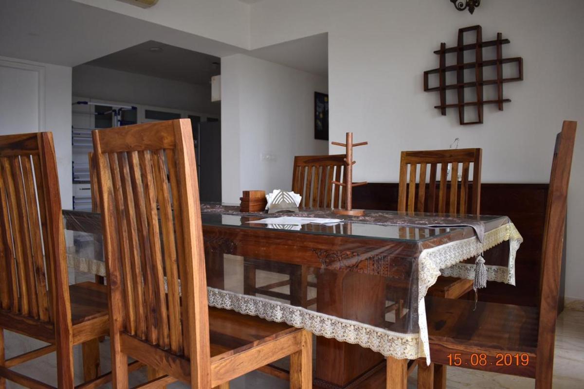 Isec Apartment - Housity