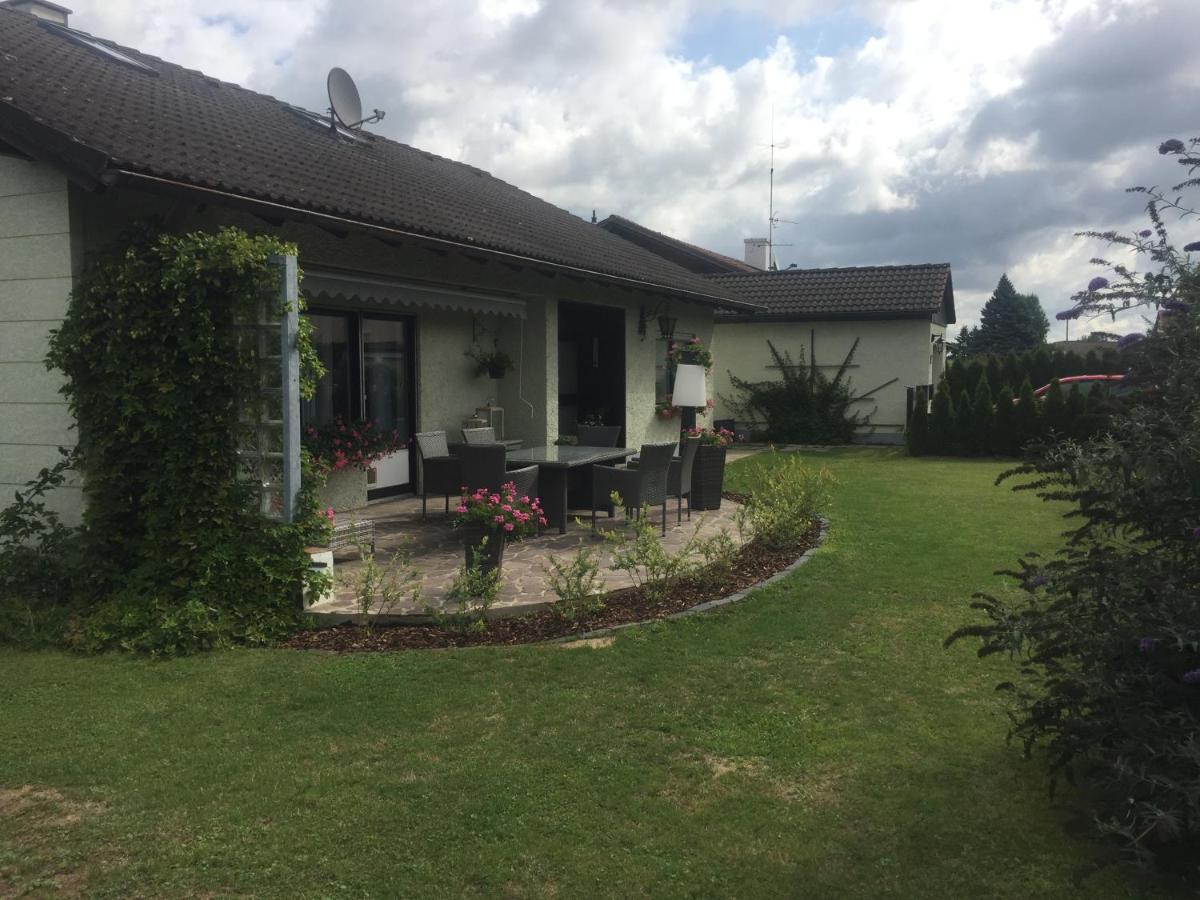Bavarian Holiday Home - A94 Autobahn - Housity