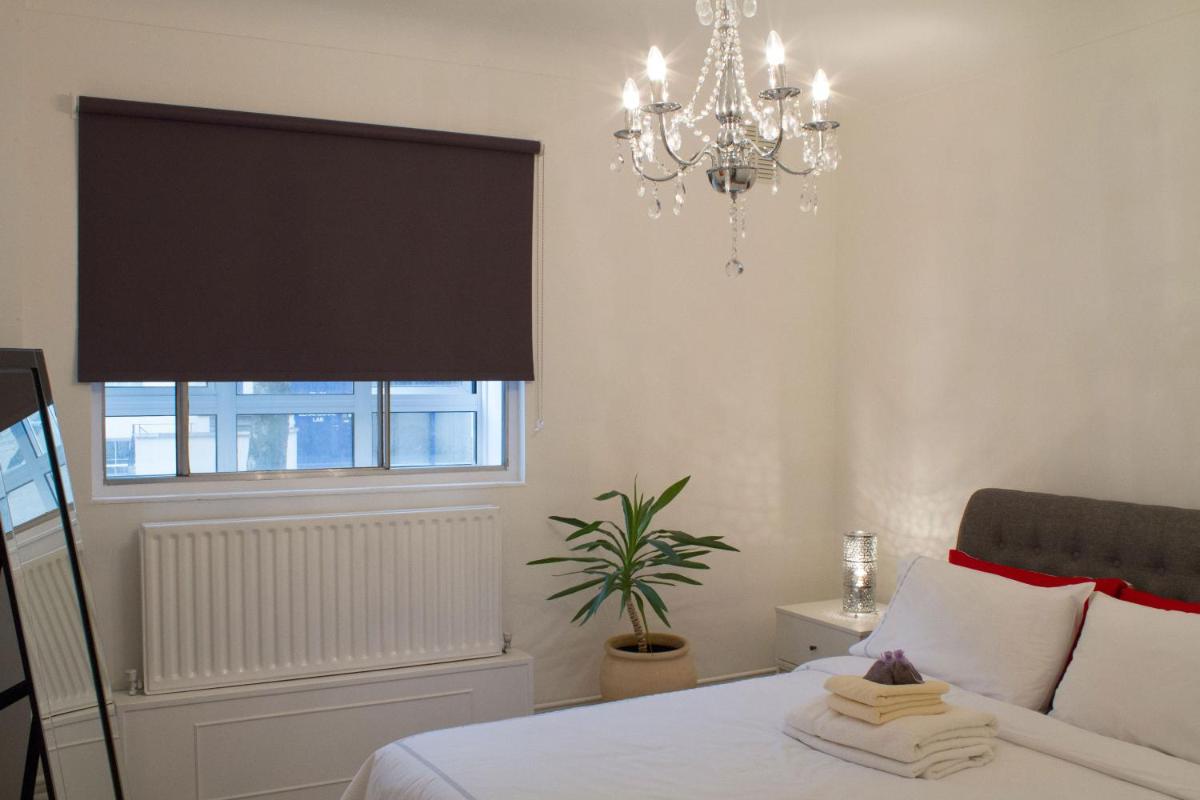 Baker Street Style - Housity