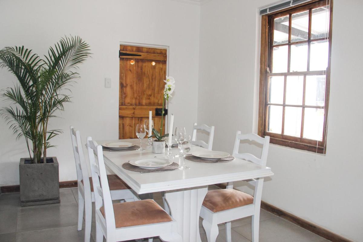 Langbaai Beach Cottage - Housity