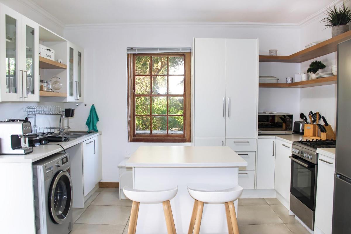 Langbaai Beach Cottage - Housity