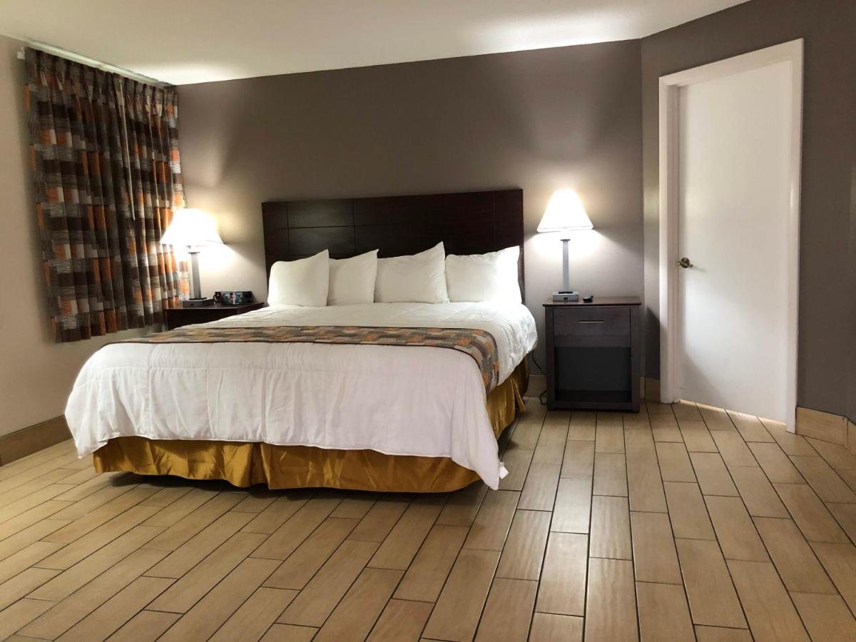 Sun Coast Inn - Housity