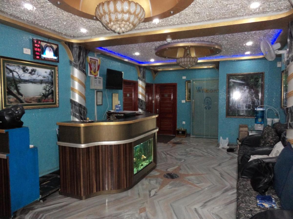 Comfy Deluxe STAY - Housity