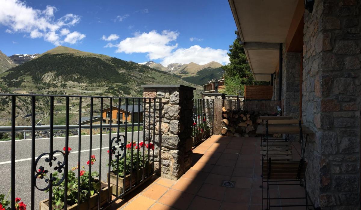Bosquet 1 HUT 7670 - Housity