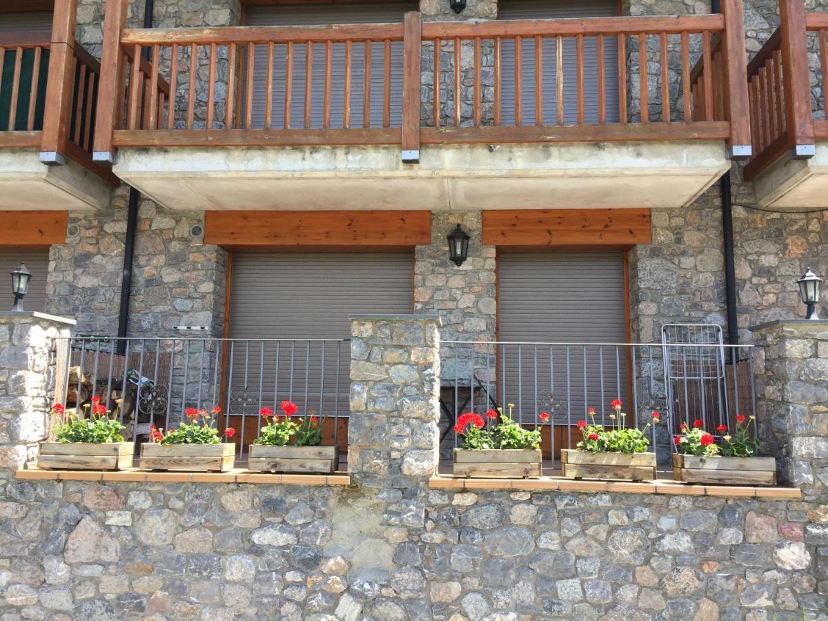 Bosquet 1 HUT 7670 - Housity