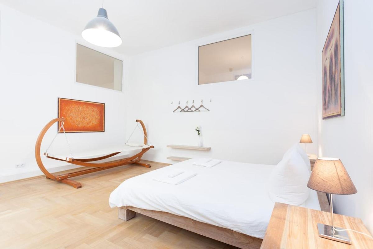 Labyrinth - Housity