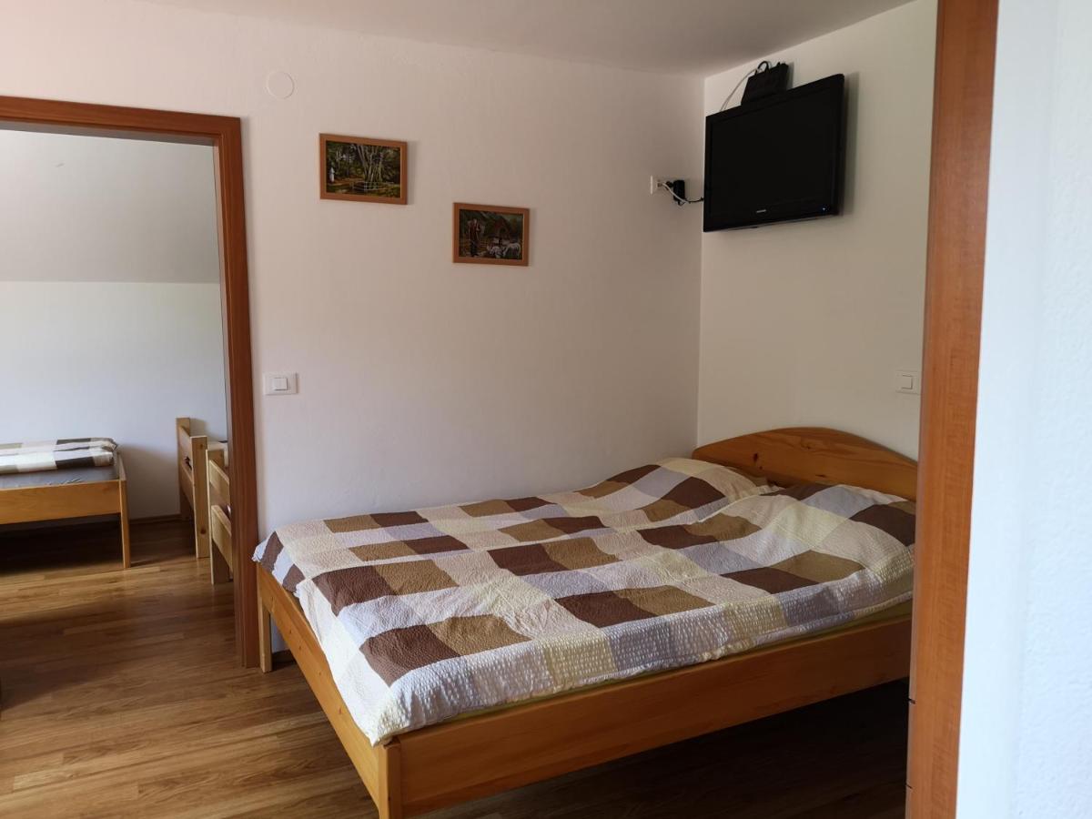Apartments Trebušak - Housity