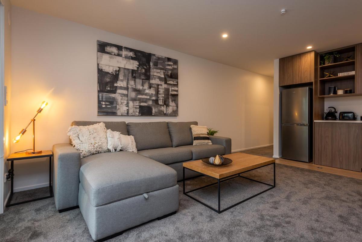 Suitetrails - Penthouse with Park View