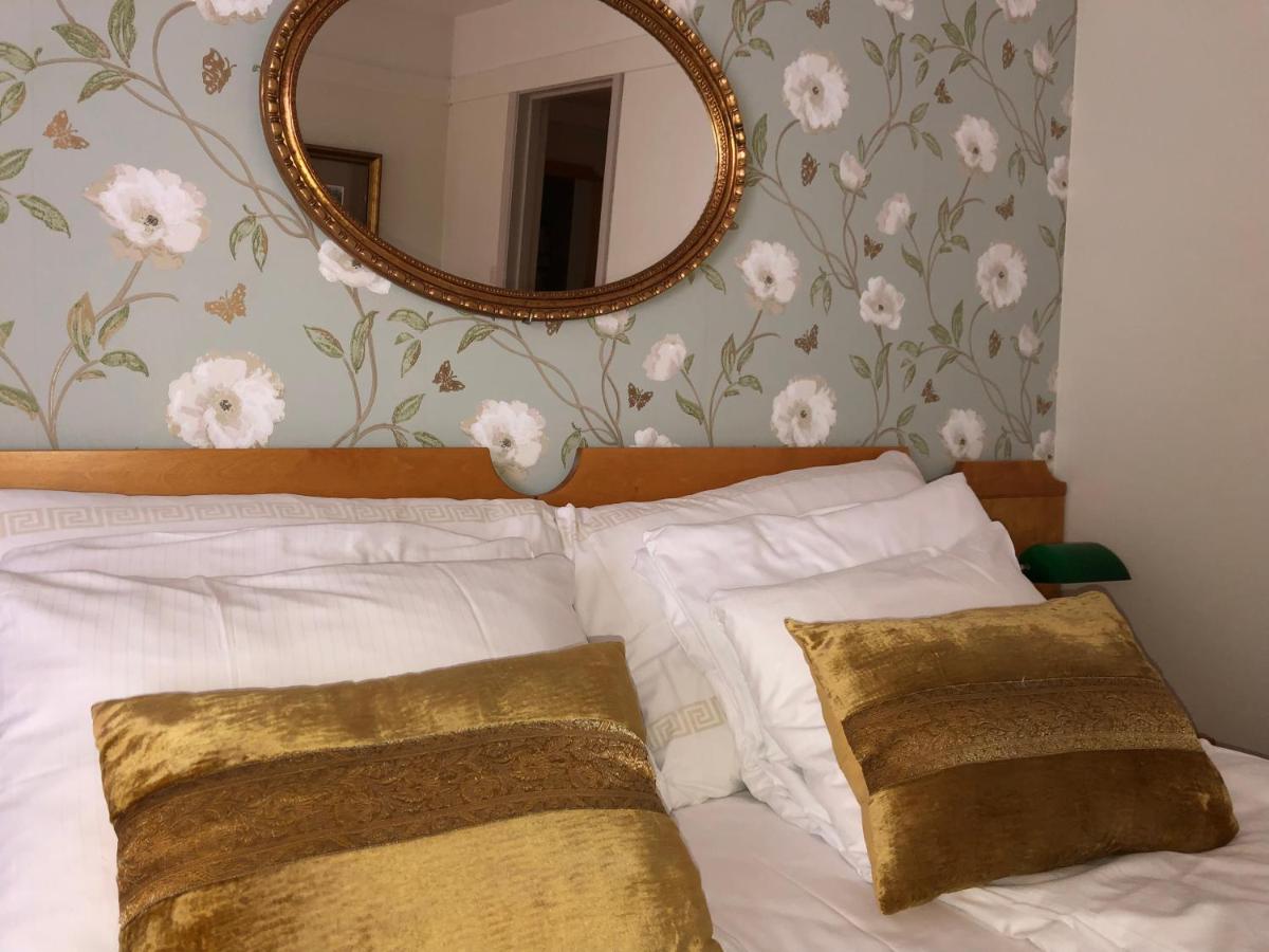 Risør Hotel - Housity