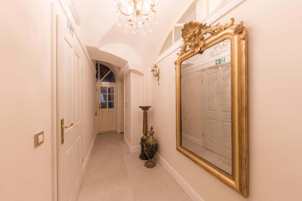 AB Ljubljana - The Residence - Housity
