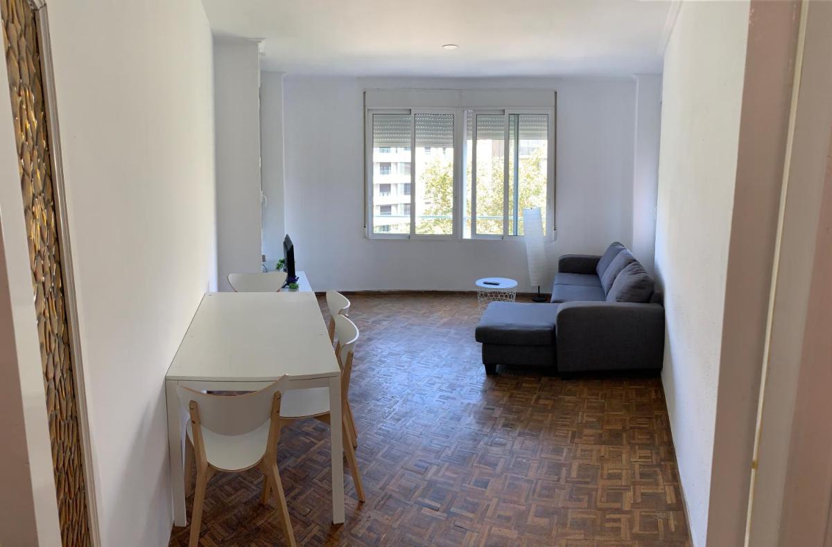 Rooms Valencia Center - Housity