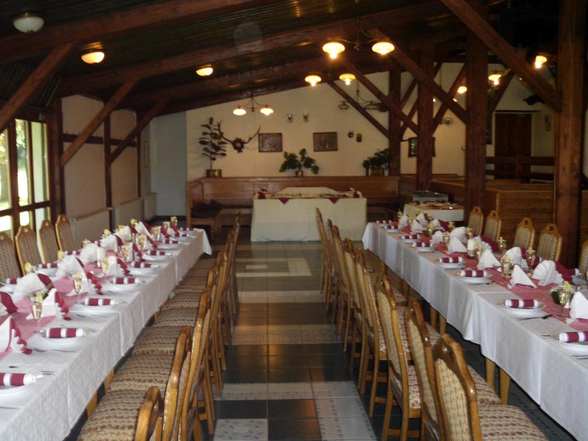 Pension Dymník - Housity