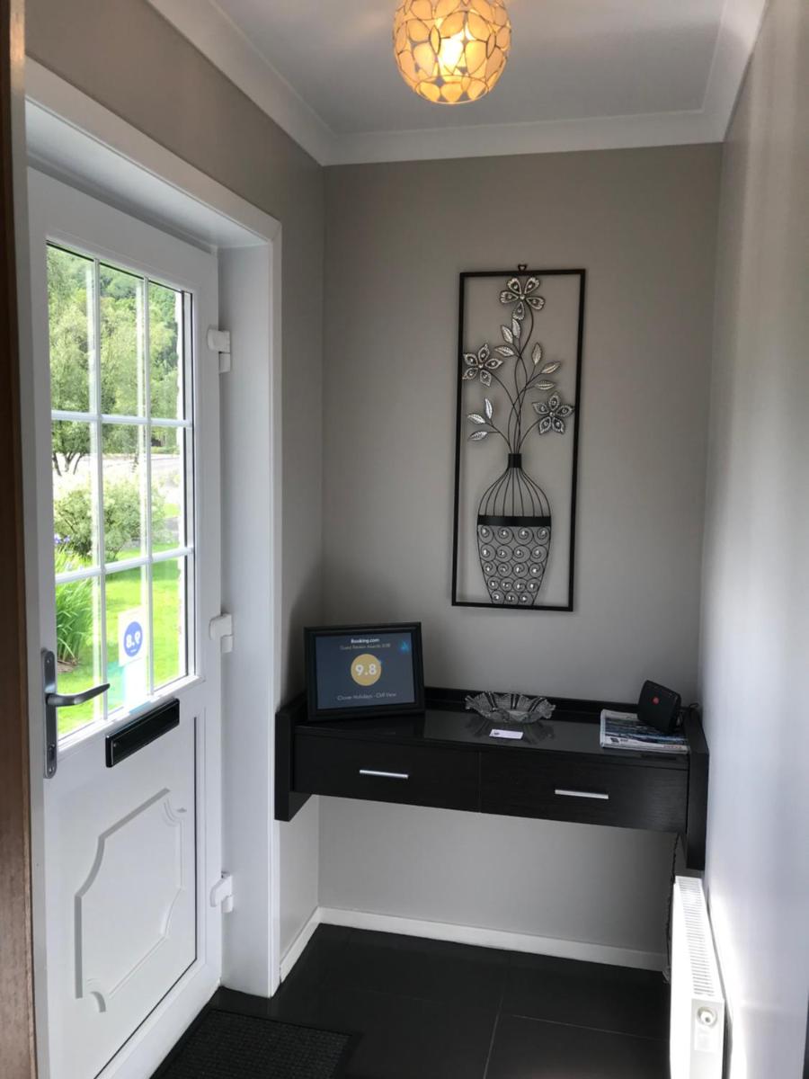 Clover Holidays - Cliff View - Housity