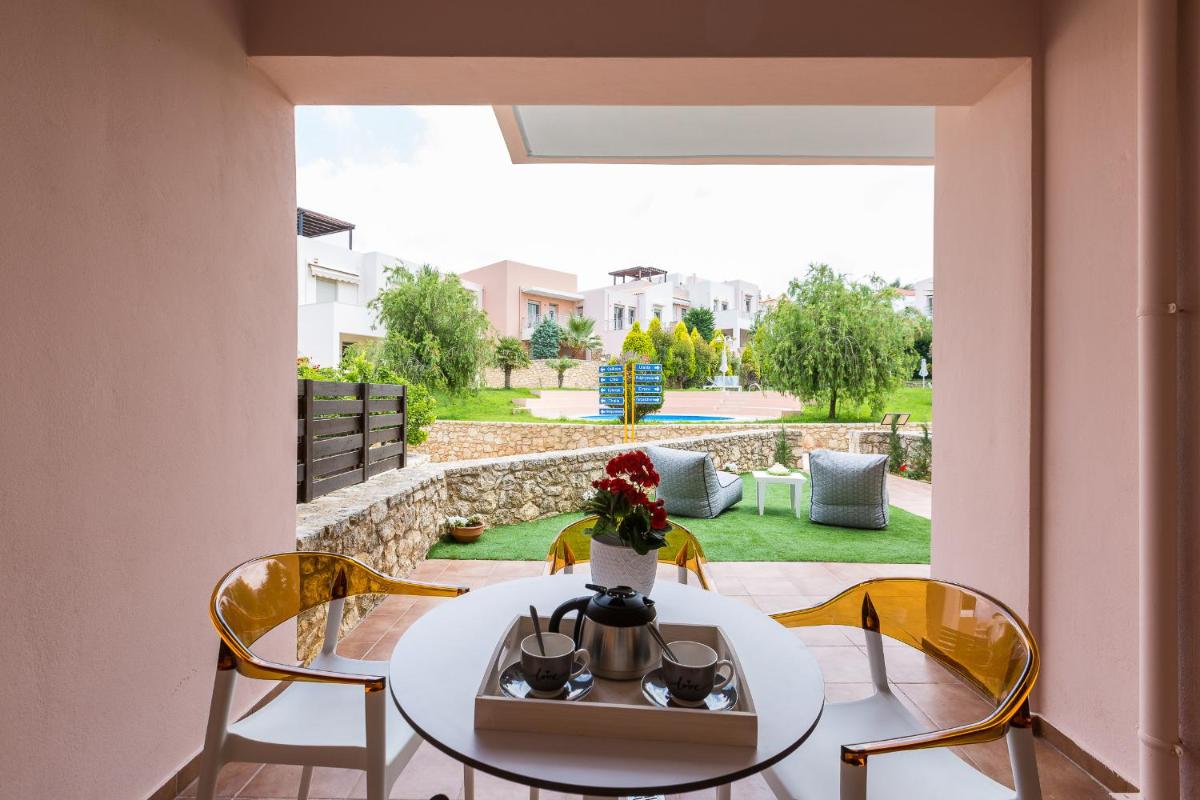Chris House - Housity