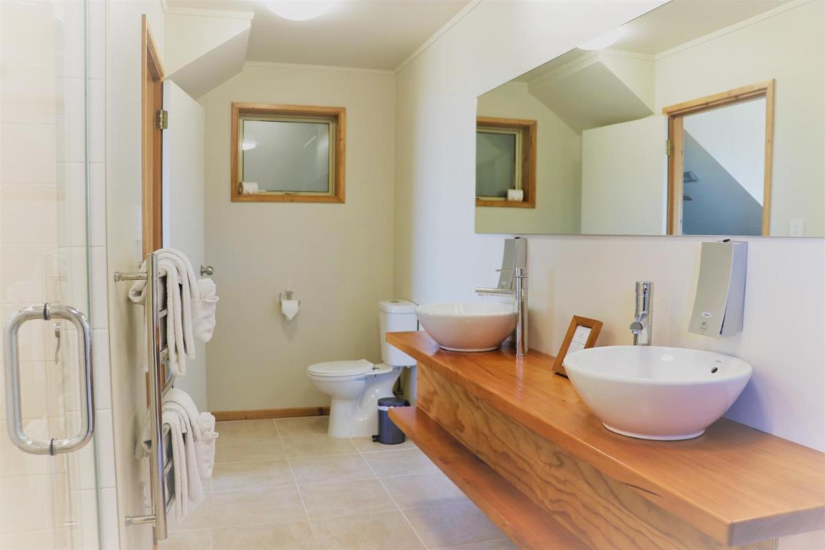 Chalets at Okurukuru - Housity