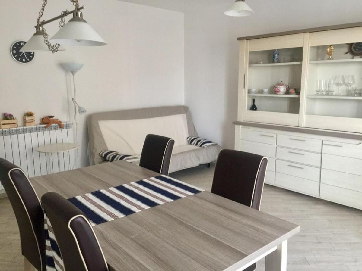 Sunset House - Housity
