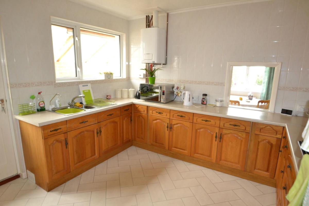 Long Ledge - Housity