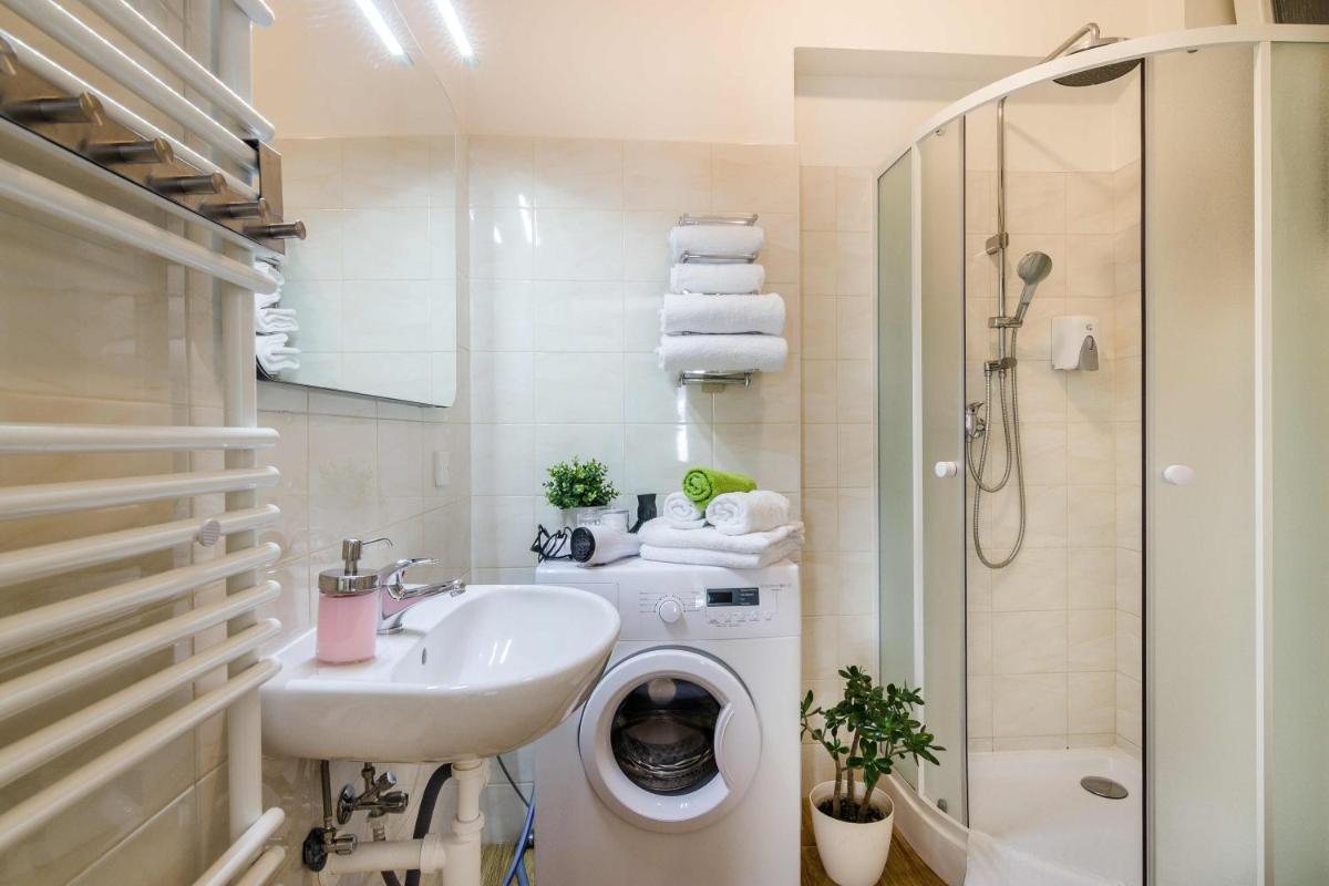 APT with sunny garden Prague by Michal&Friends - Housity