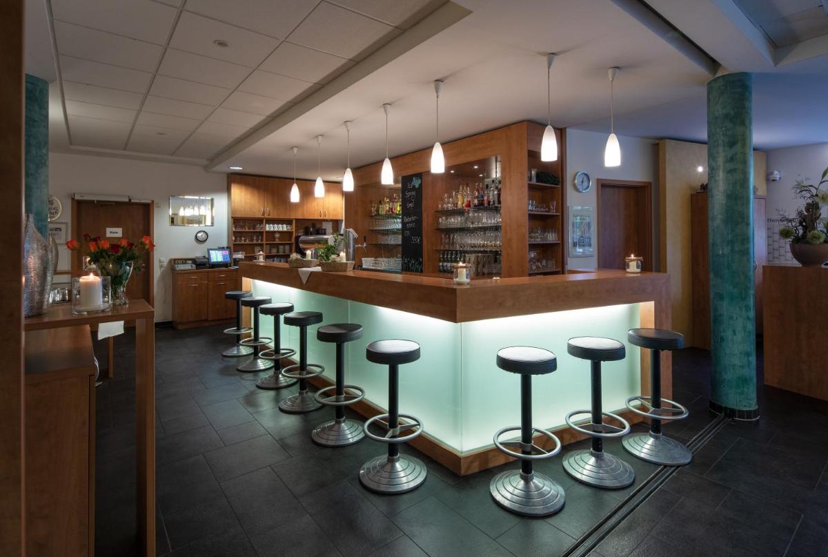 Hotel Mainpromenade ***S - Housity