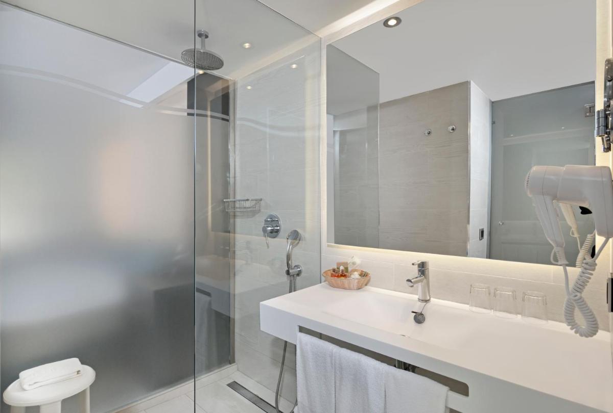 Un baño de Hotel Hispania