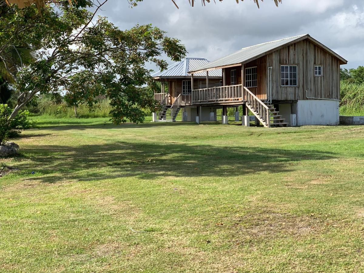 Lamanai Riverside Retreat - Housity